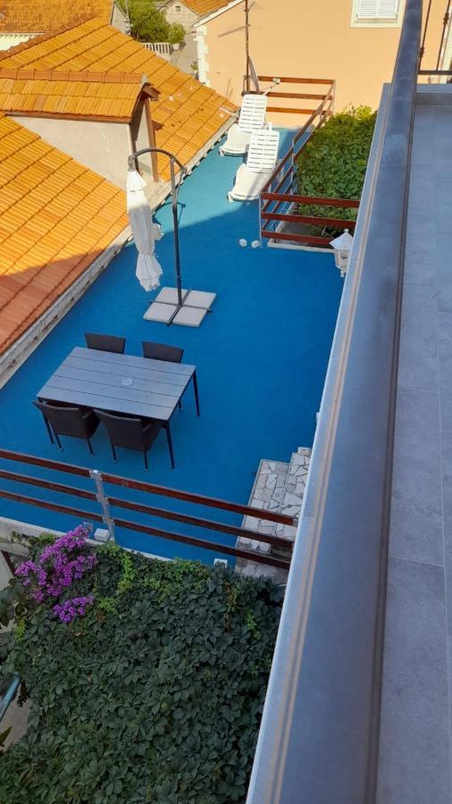 Apartments Лумбарда Экстерьер фото