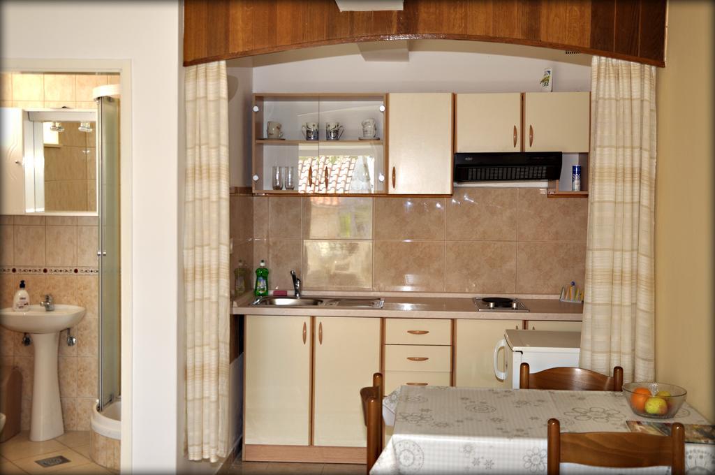 Apartments Лумбарда Экстерьер фото